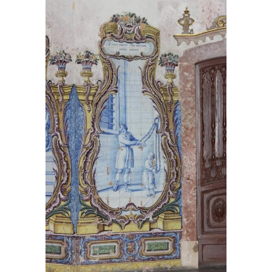 Trabalhos em azulejo e pintura Portuguesa manualmente
