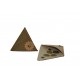 Porta moedas triangulo c\flor 7.5*7.5*1 cm  005F